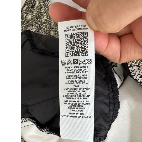 ASOS Design Snake Print High Waist Flare Bell Bottom Pants faux leather‎ sz 6 - Picture 7 of 8